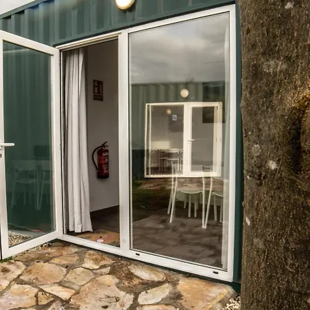 Xeocamping Montanas Do Courel مكان تخييم *